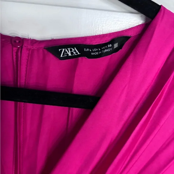Zara Fuchsia Plunge Dress - Picture 4 of 6
